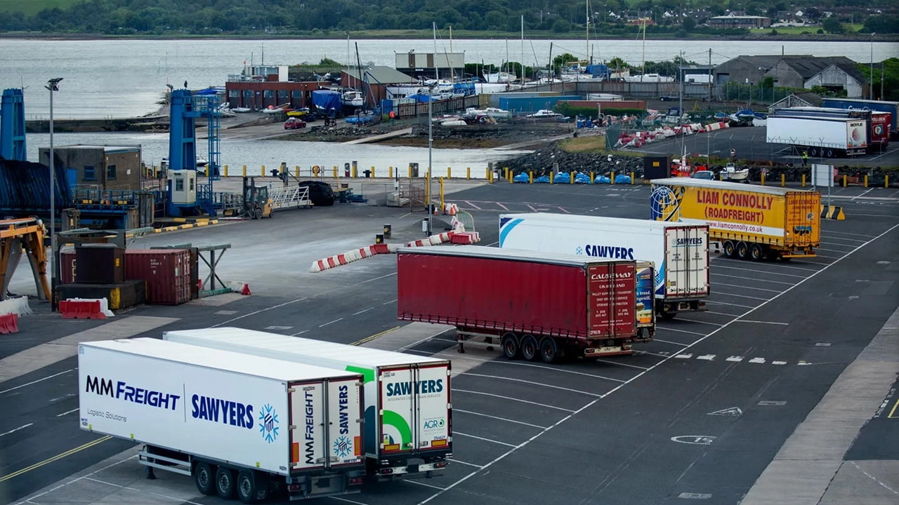 product-transportation-from-the-UK-to-Northern-Ireland1 - RYSUN product transportation from the UK to Northern Ireland1 - RYSUN